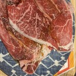 近江焼肉ホルモンすだく - 霜降ってます