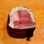 新橋鶴八 - 鉄火巻