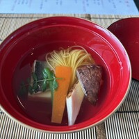 大阪なだ万 - 吸物