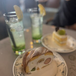 カフェ ラウンジ アンド バー アゼリア - 