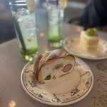 カフェ ラウンジ アンド バー アゼリア - 