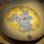 隼 - オーストラリア産トリュフをたっぷり塗したコラーゲンたっぷりのフカヒレ