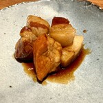 とんかつ KATSU 華 - 豚煮込み