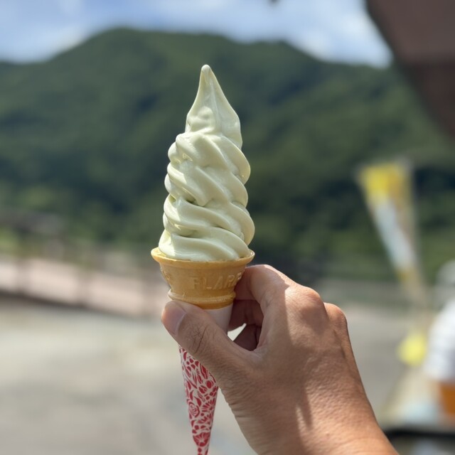 月山湖売店（西川町）- 地元食材が光る日本料理店