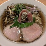 R+ 隠れ家すぎるラーメン屋 - 東京ブラック塩 〜BLACK AMBIVALENCE〜