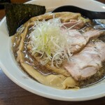 麺屋 破天荒 - 黒ラーメン(焦がしニンニク)/穂先メンマ(¥930/¥120)