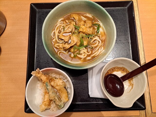 Aji no Mingei Mitaka Mure Ten