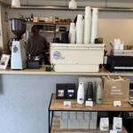 UNI COFFEE ROASTERY - 店内