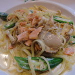 オオミヤコーヒーロースターズ - 鮭と帆立のクリームパスタ♪