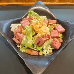 肉飾 やま田 - 厚切りベーコンのシーザーサラダ
