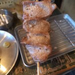 弘明寺 ホルモン yawd - 