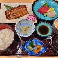 日本料理 うなぎ 松前 - 