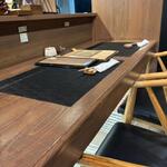 蕎麦前 中手 とうは - 内観