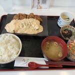 めしくう処 烽火 - チキン南蛮定食。