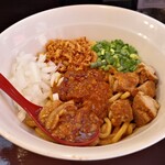 長男、おかわしゅん - カレーまぜそば+チーズ追い飯 ¥1,300