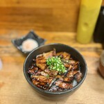 炭焼豚丼 豚野郎 - 