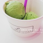 J'AIME BIEN PATISSERIE - Matcha ice-cream!
            Ice-cream made with superior matcha powder.