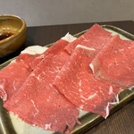 炭火焼肉 にく式 すすきの店 - 