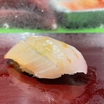 大和寿司 - カンパチ