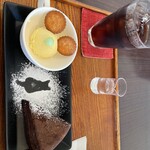 ニュースカフェ - 