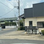 白虎 - 駐車場から