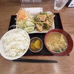 創作居酒家 弁鶏 - 鬼ウマ！チンジャオロース定食