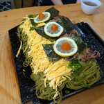 Cafe&IT Fiesta - 瓦そば　３人前までは瓦1枚に載せることができる