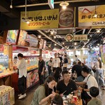 中華料理 長江苑 - 店内