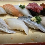 がってん寿司 - 料理写真:日替り握りランチ上12貫