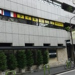 ジャスミンタイ - ビルの２Fにあります。エレベーターor階段で！