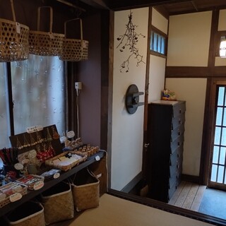 古民家で昼ごはん梅里_2