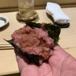 銀座鮨処 まぐろ相馬水産 - 脳天隙見