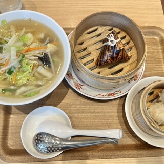 横濱一品香 麺菜茶寮_0