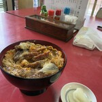 一番食堂 - カツ丼到着♪
