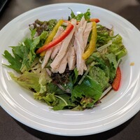中国料理 龍皇 - 鶏肉とサラダの涼麺