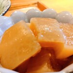 こうじ家たらぎ - 大根煮物でやんす。