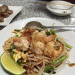 タイ居酒屋 イサーン サコンナコン - 