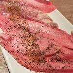焼肉 はつ美 - 