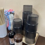 멘야 푸이푸이 - 테이블 위