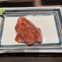 焼肉グレート 宇都宮駅前店 - 低温調理の和牛握り