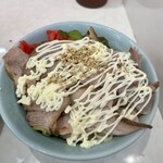 なぎちゃんラーメン - 無料ご飯にチャーシュートッピング！　　　　　　　　　自分オリジナルです！