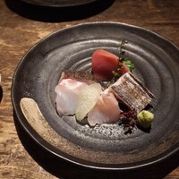 春秋ツギハギ 日比谷 - お造り。大変美味しかった。