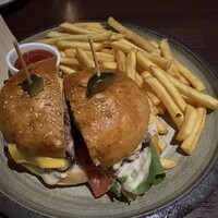 ウルフギャング・パック カフェ 愛知芸術文化センター店 - 