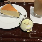 エクセルシオール カフェ - 料理写真:ニューヨークチーズケーキとアメリカーノ。