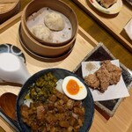 食堂 ネコとトラ - 