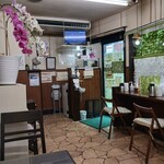 味よし - 店内は小ぢんまりしてて居心地ヨシ！
