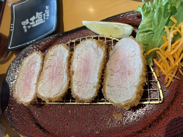 山かつ 空港店 （やまかつ） - 教会前/とんかつ | 食べログ