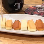 Hathor - 燻製したチーズ