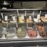 ジェラテリア クレメリーチェ - ショーケース