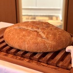 ウシマル - ・自家製パン